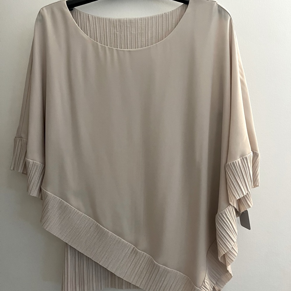 Brand new never worn blouse